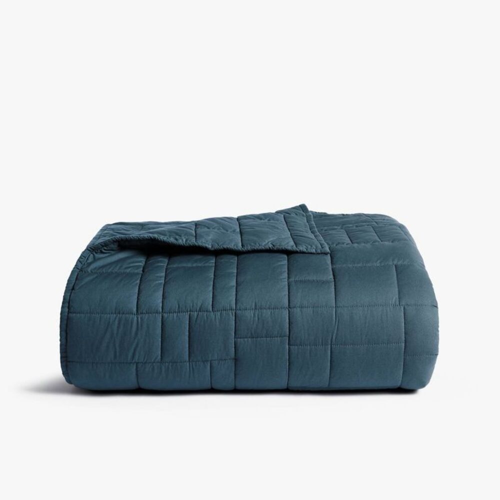 Open Box - Parachute - King/California King Cozy Block Quilt Cove - Parac Blue